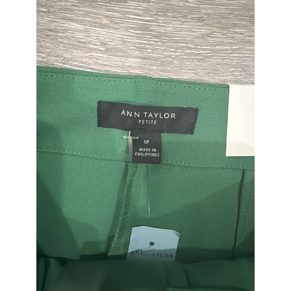 Ann Taylor The Slim High Rise Ankle Pants Green 0P‎ Petite NWT - Picture 2 of 6